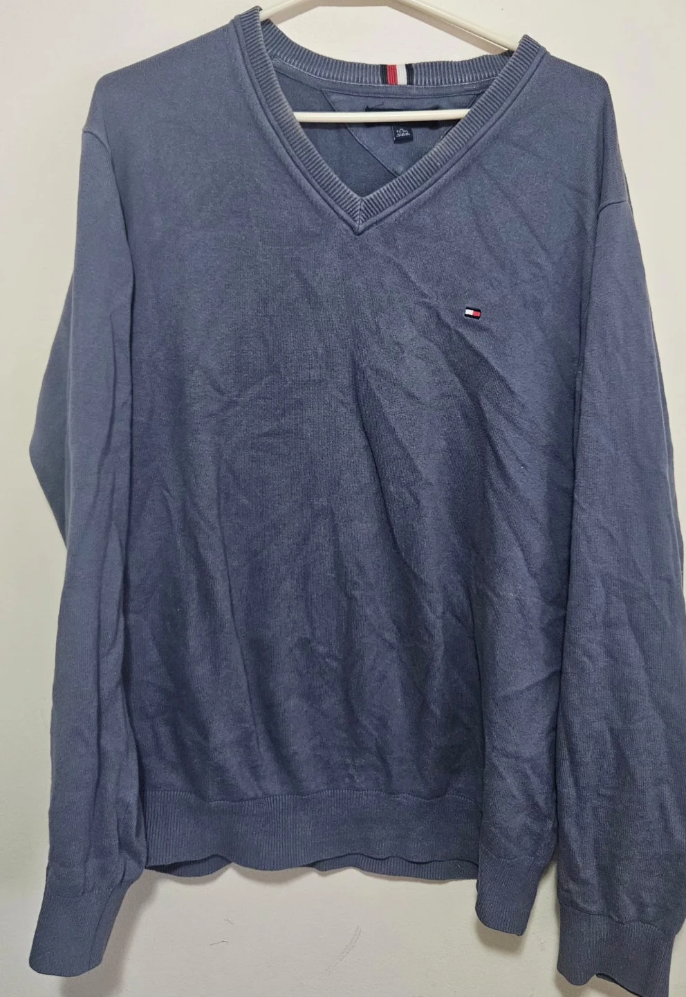 Tommy Hilfiger V-Neck Sweater - photo 2