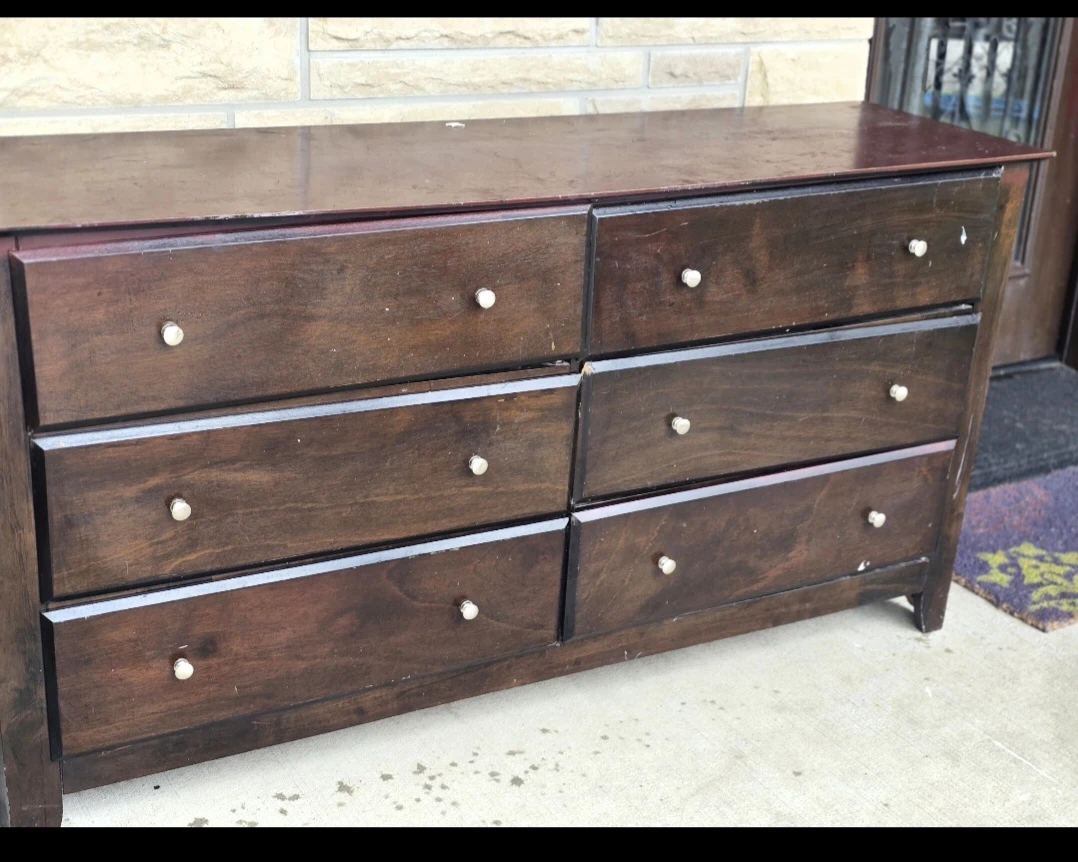 Dark  solid Wood Dresser