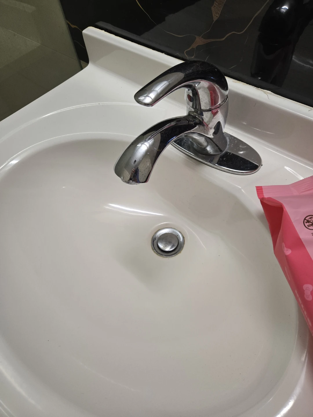 Bathroom Vanity with Sink and Faucet plus storage mirror