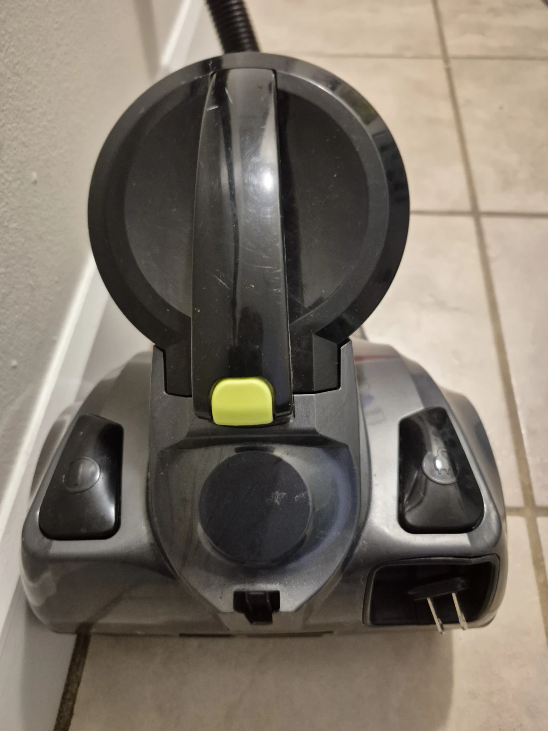 Bissell AeroSwift Compact Corded Vacuum - photo 3