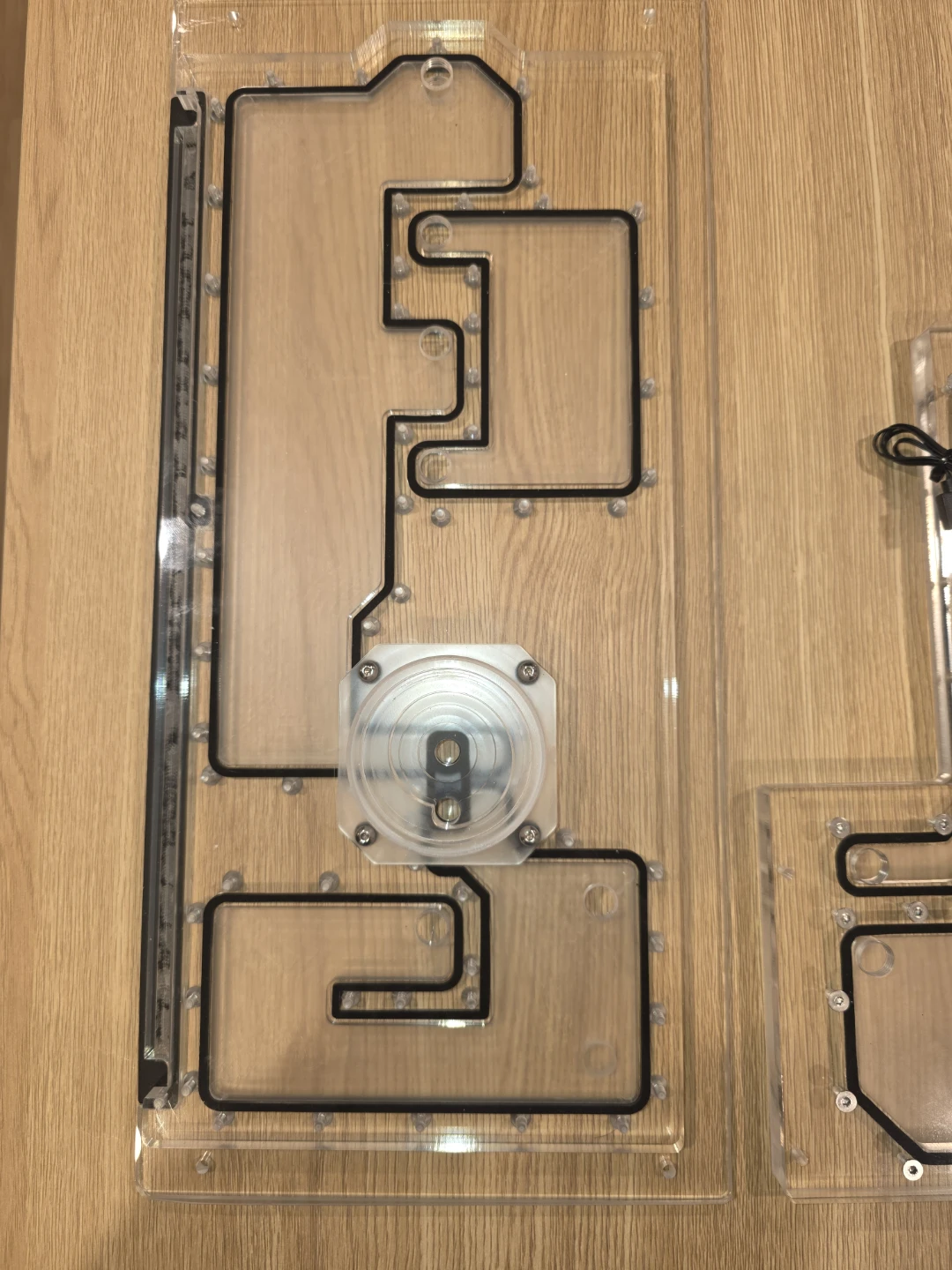 Custom PC Water Cooling Reservoir and Pump Assembly - photo 2