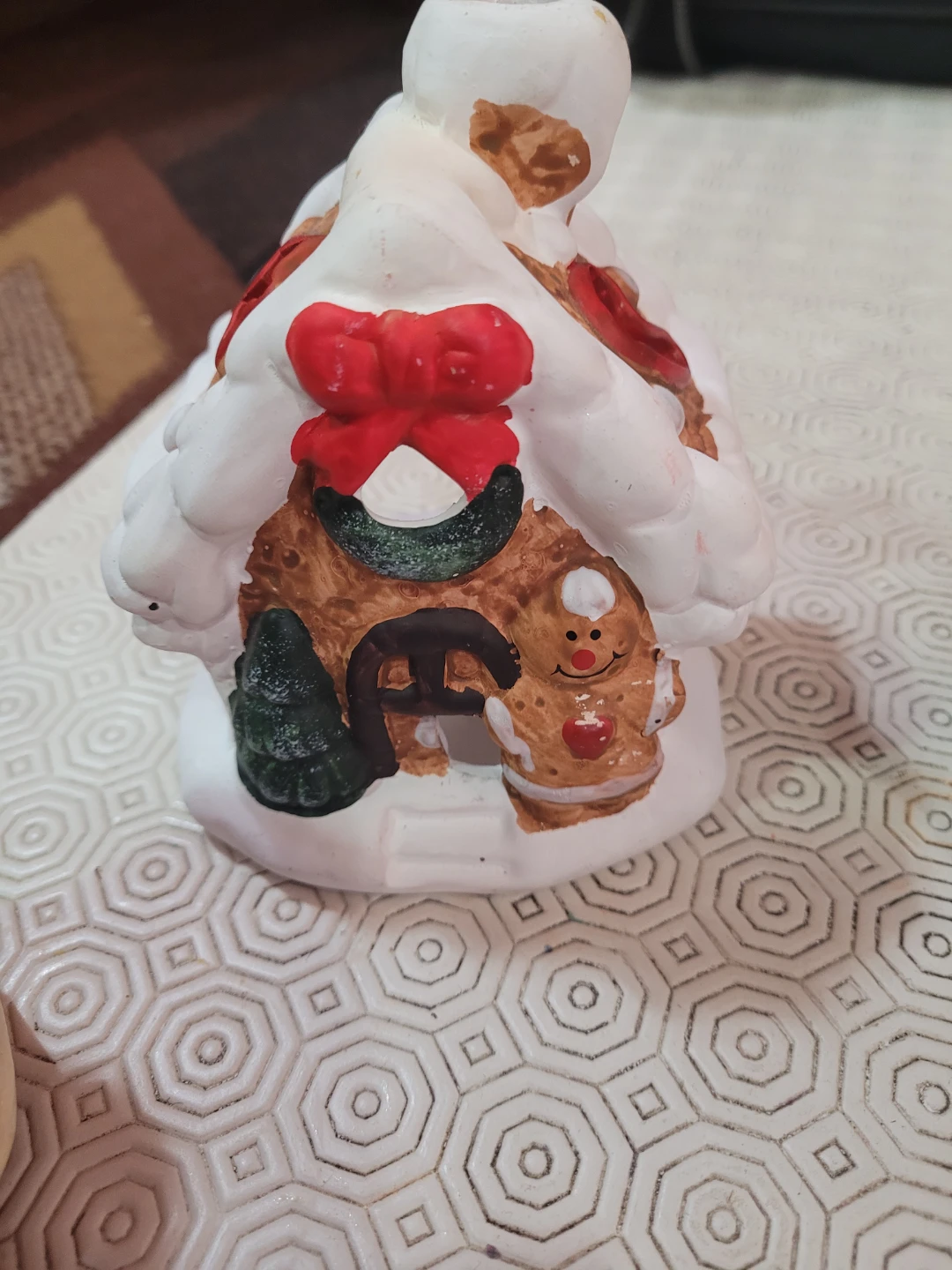 Christmas Ceramic Figurines (Gingerbread Man, Snowman, 2 Houses) - photo 3