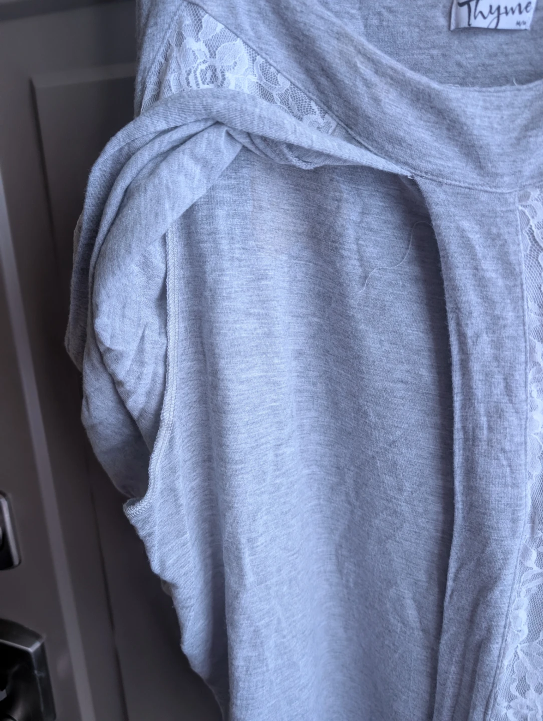 Womens sz med Thyme Maternity tank top - photo 3