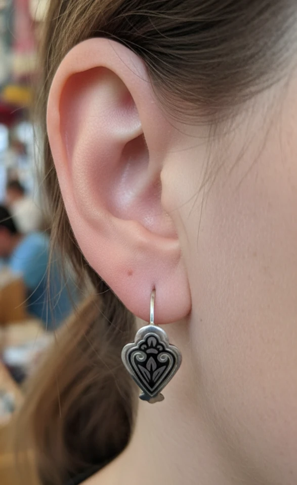 Vintage Silver Tone Dangle Earrings