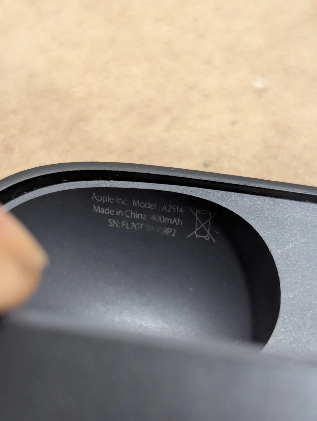 Beats Studio Buds Charging Case - photo 4