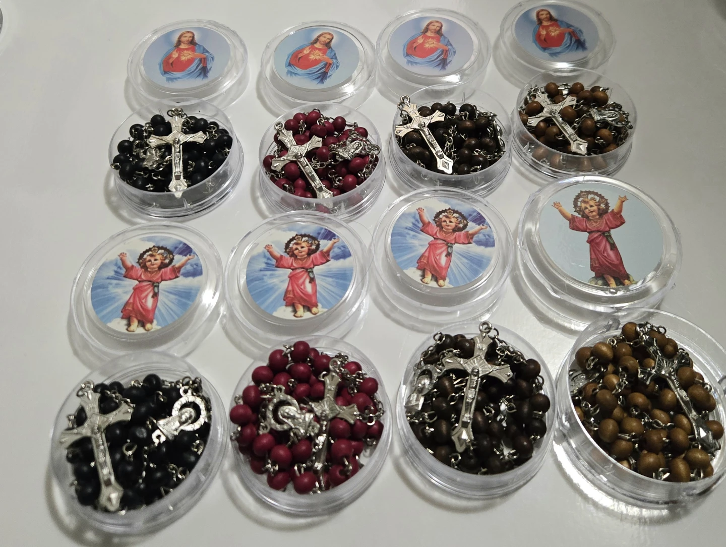 Scented Rosaries. New. Various images. $15 for 2. 10 each - photo 3