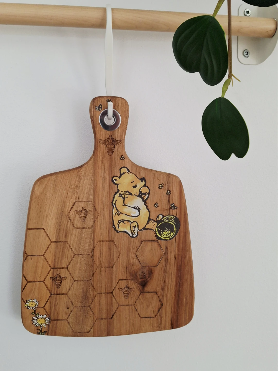 Winnie the Pooh Wood Cutting Board - photo 2