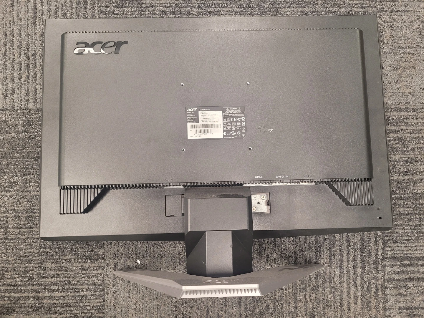 Acer 24-inch LCD Monitor - photo 2