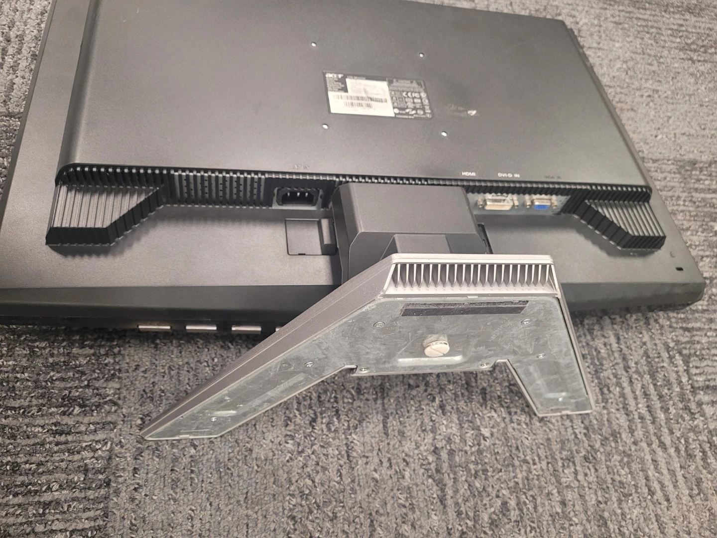 Acer 24-inch LCD Monitor - photo 3