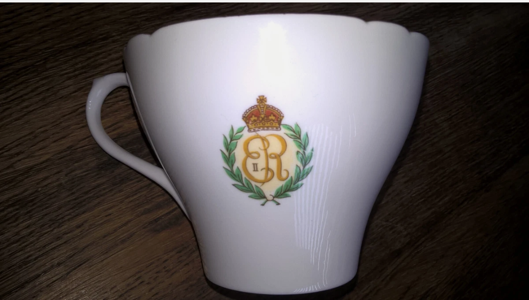 Queen Elizabeth Prince Philip Canada Teacup & Saucer - photo 5