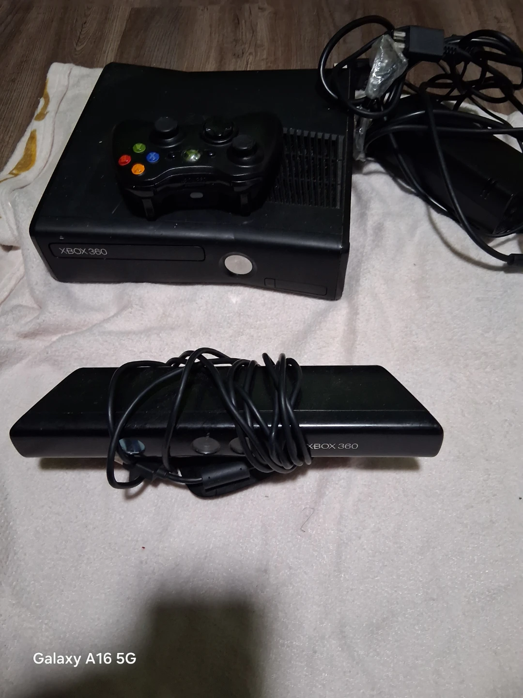 Xbox 360 Console with Kinect and Controller