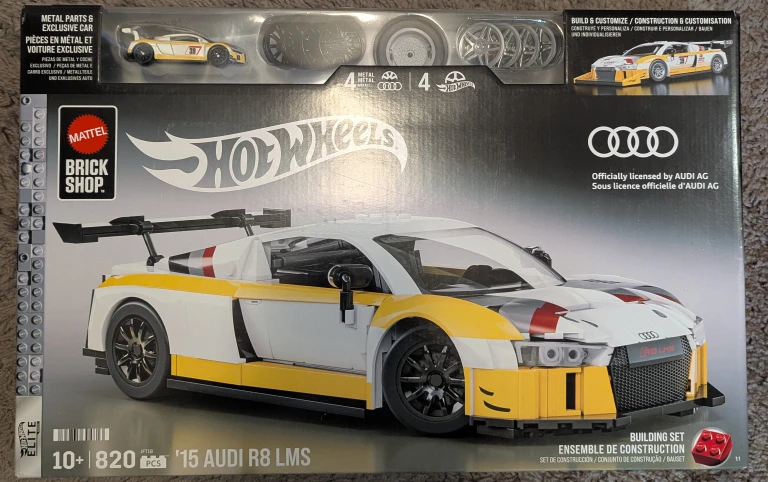 Hot Wheels Mattel Brick Shop '15 Audi R8 LMS Building Set