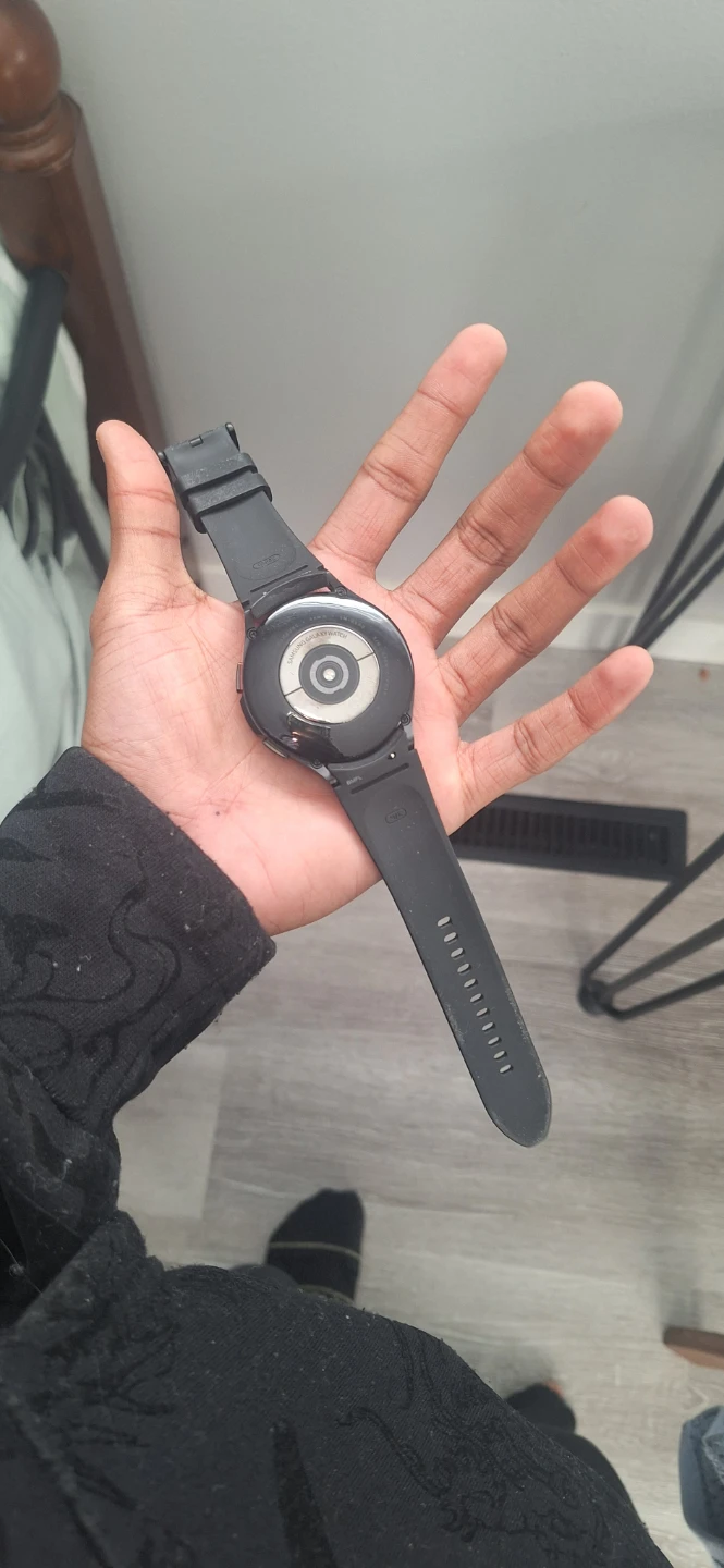 Samsung Galaxy Watch 4 Black - photo 2