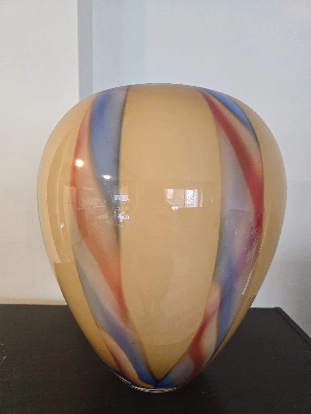 Large Swirl Pattern Blown Glass Vase