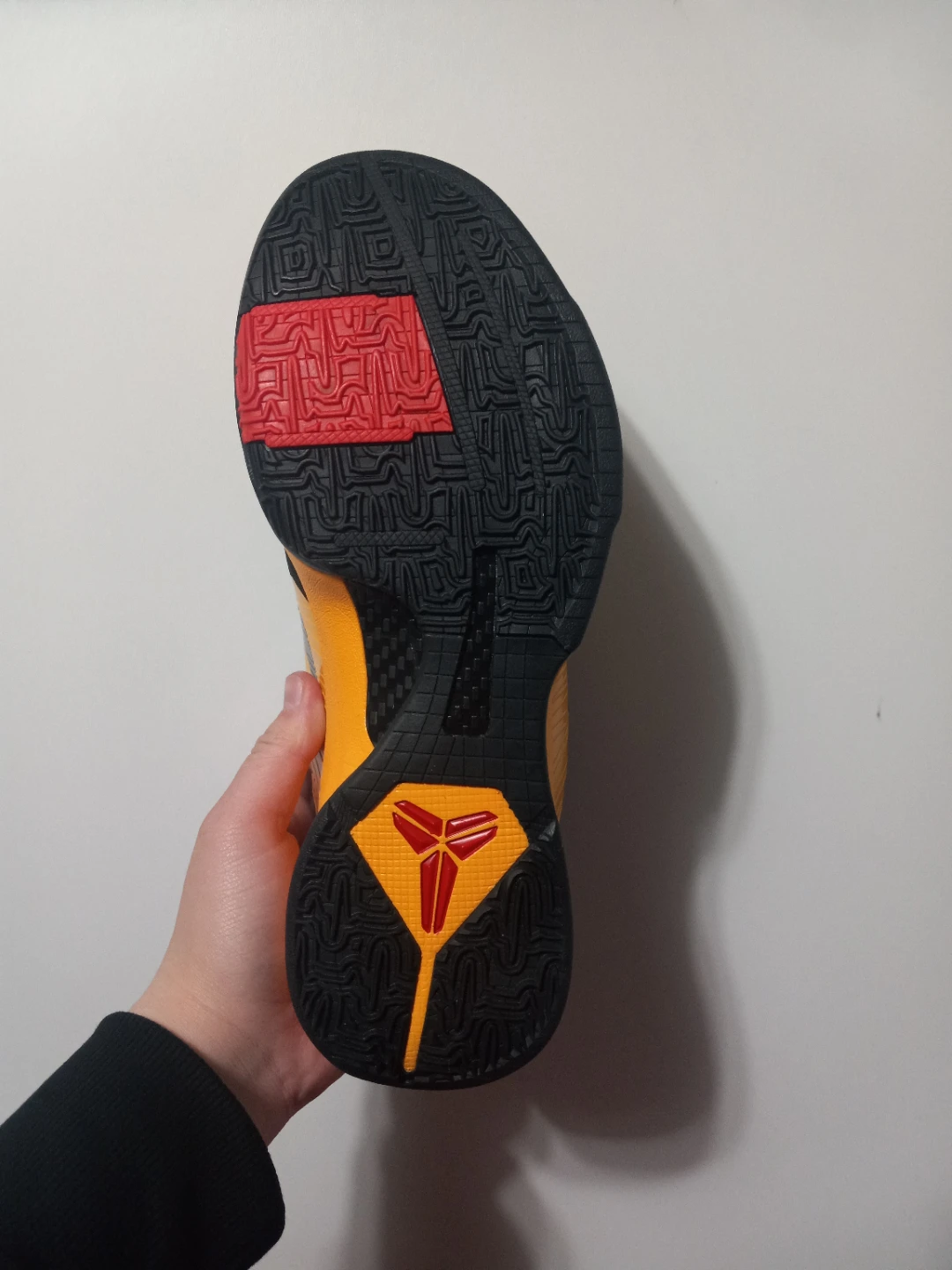Nike Kobe V "Bruce Lee" Men's Basketball Shoes Yellow/Black - photo 3