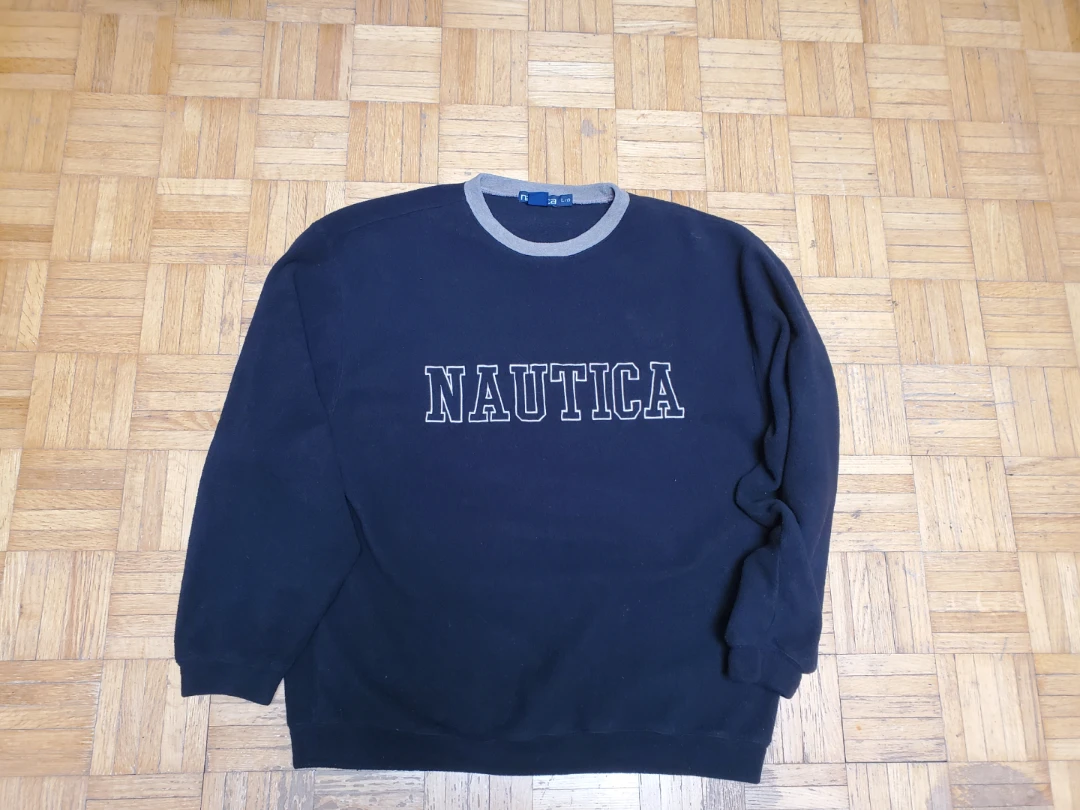 Nautica Crewneck Sweatshirt - Large