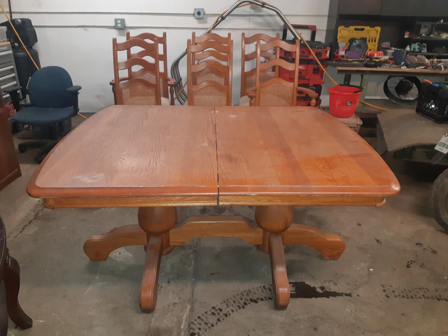 Wooden Dining Table delivery today only mar.1