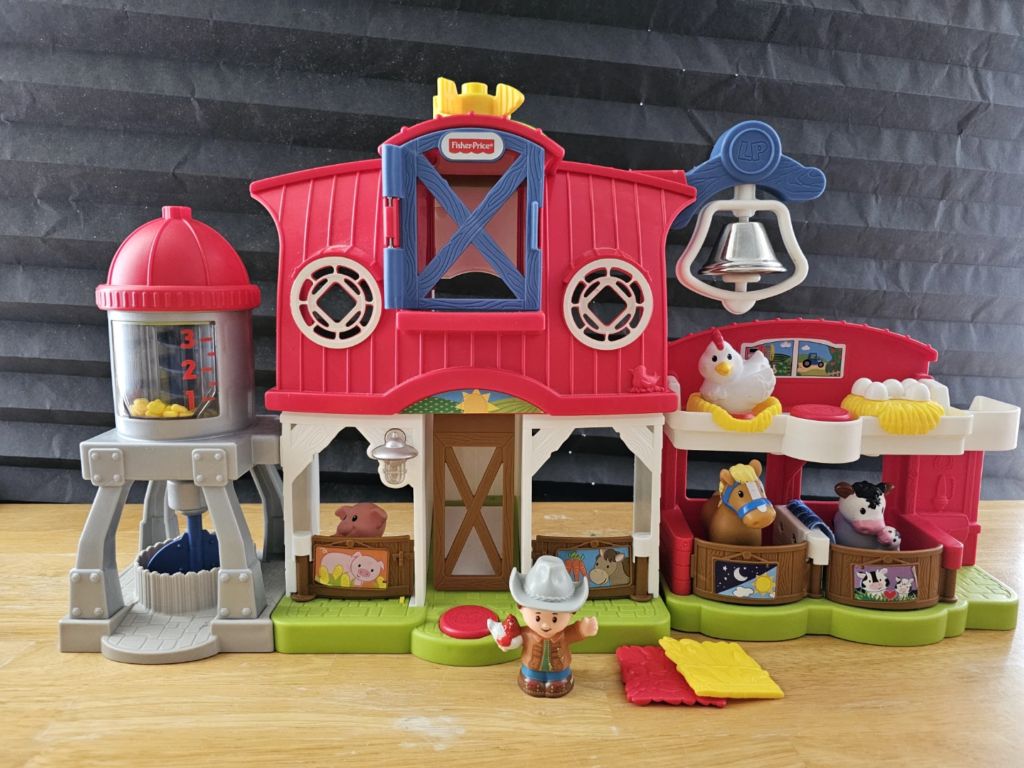 Fisher-Price Little People Farm Play Set  ( Bathurst and Finch)