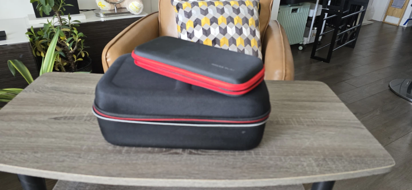 Nintendo Switch OLED W. Mario Kart 8 and Accessories - photo 5