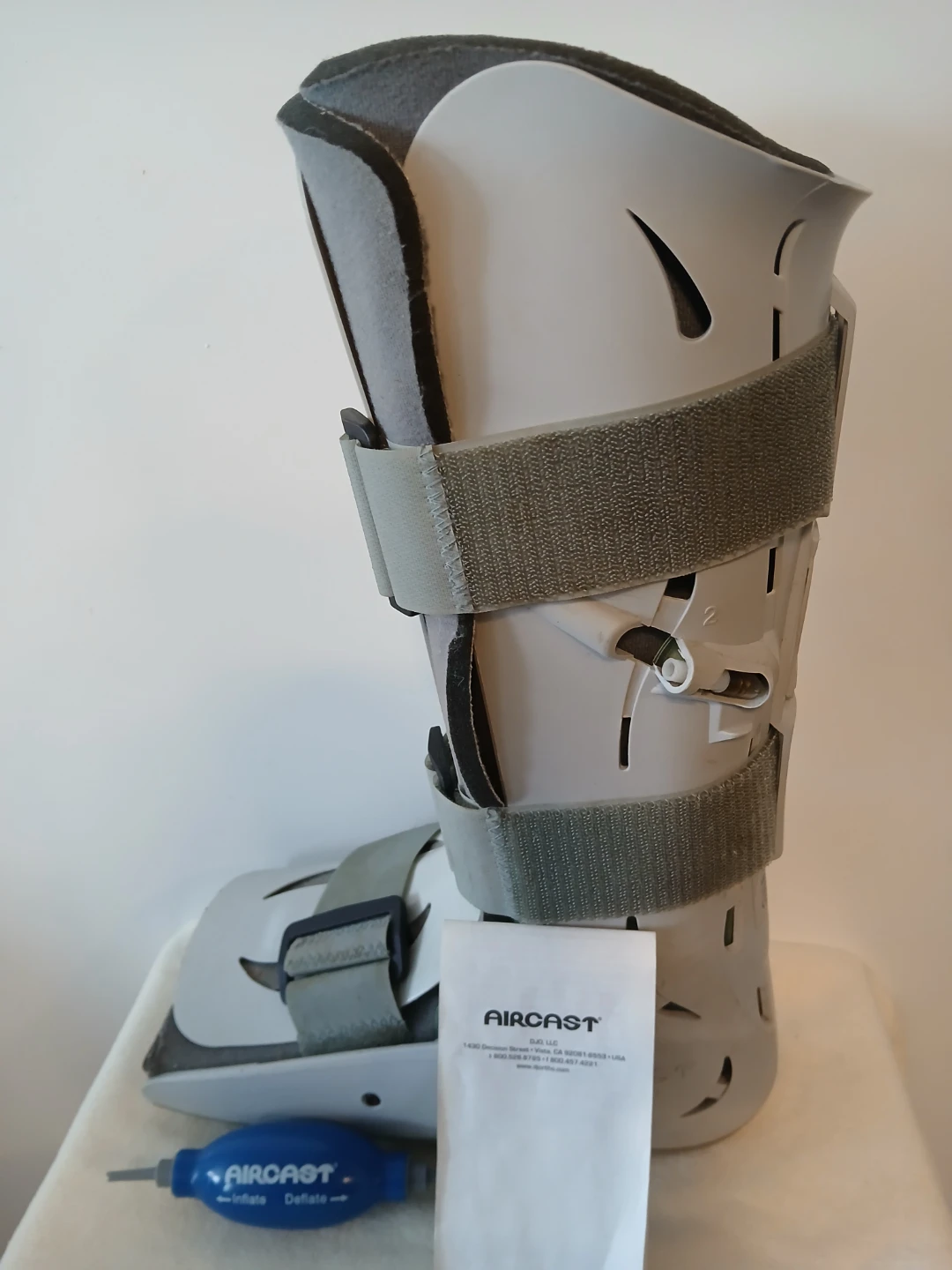 Aircast Walking Boot. It's available. Firm price.