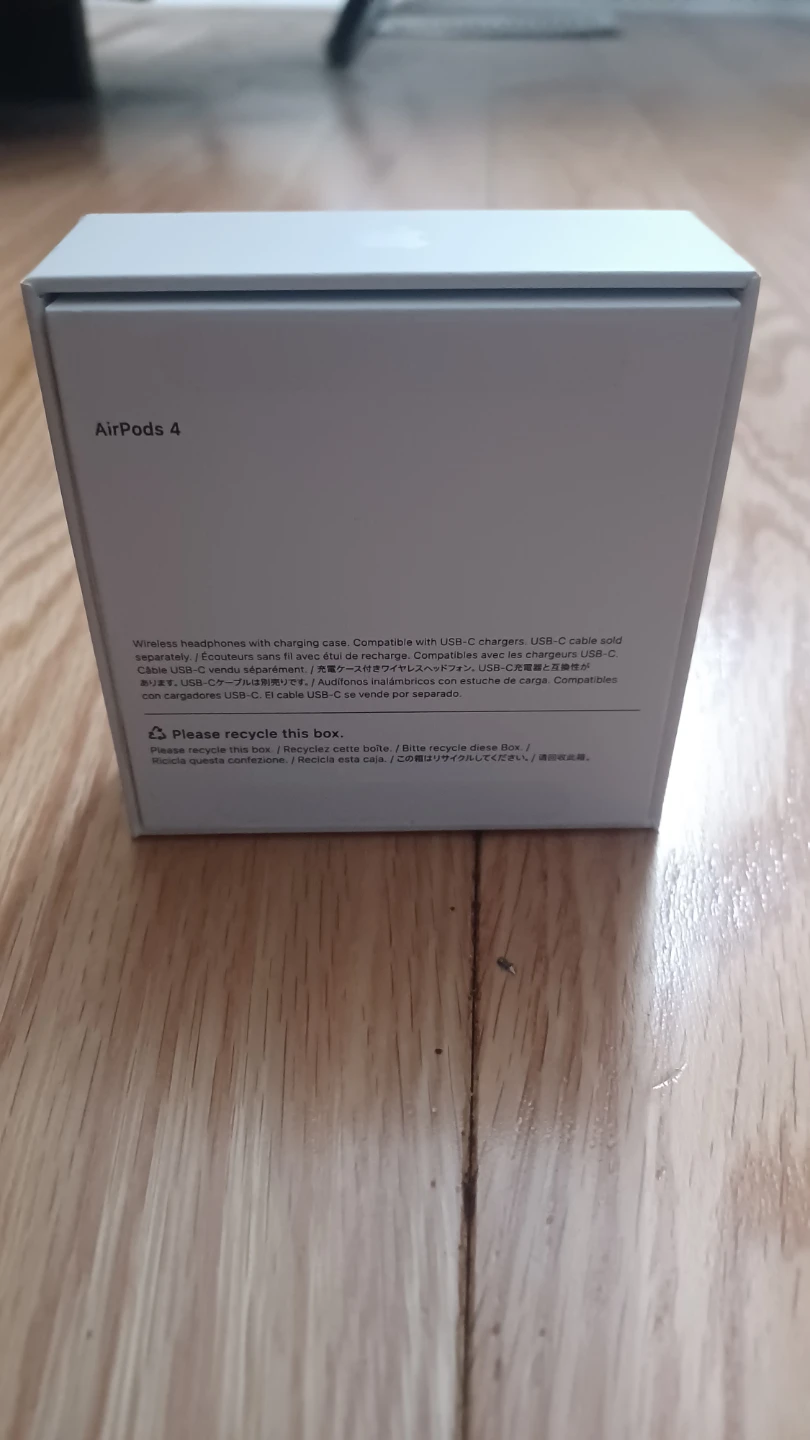 Apple AirPods 4 Wireless Headphones with Charging Case