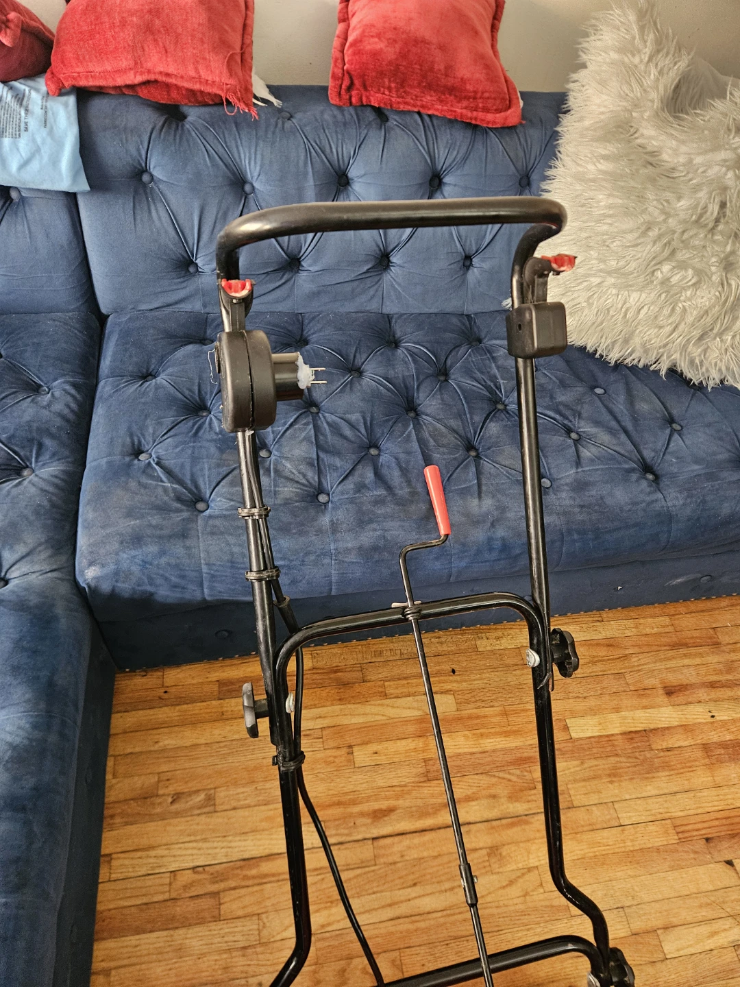 Toro Electric Snow Blower - photo 3