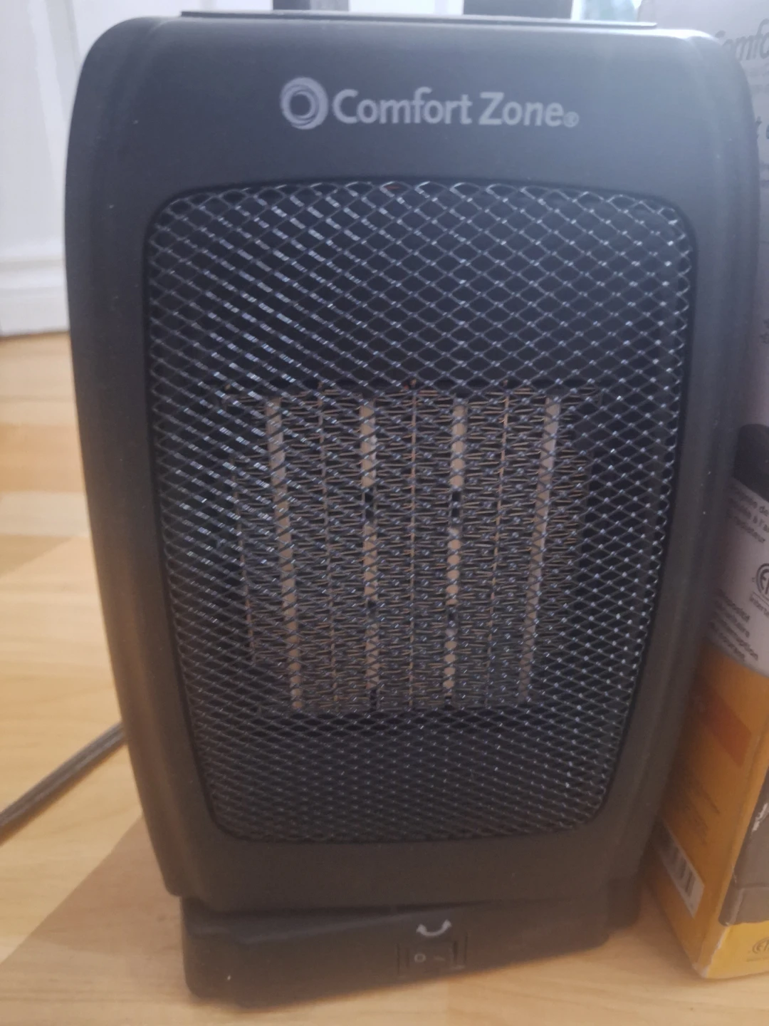 Comfort Zone Oscillating Ceramic Heater