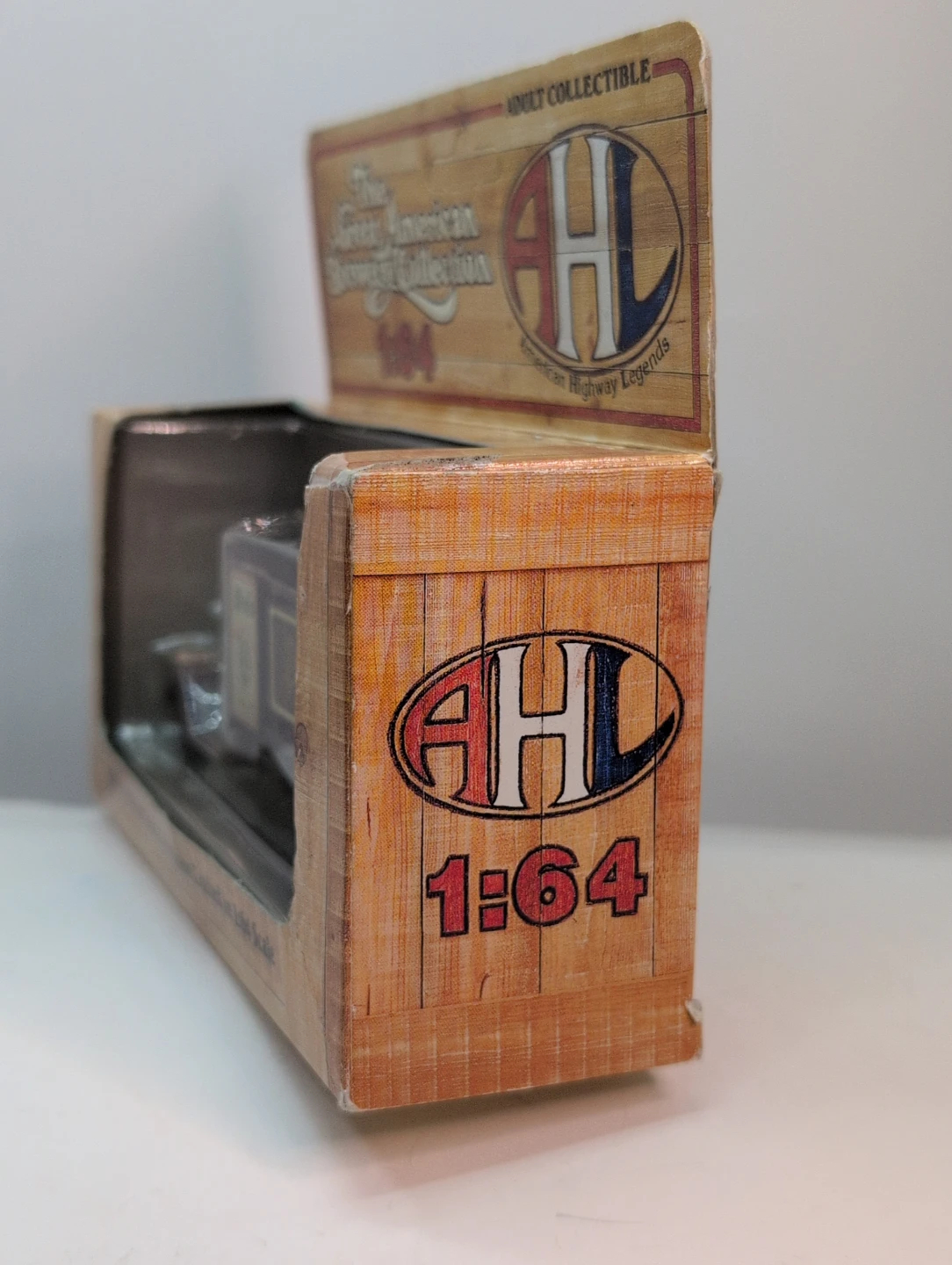 Piel's Light Beer Die-Cast Truck 1:64 Scale - photo 3