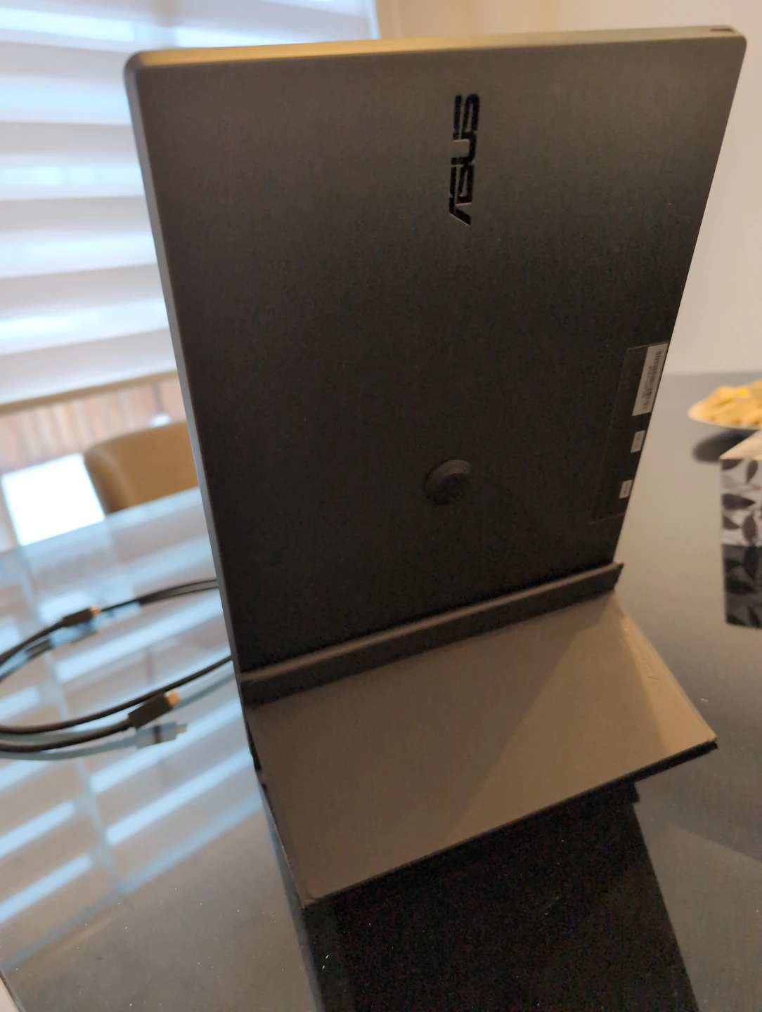 ASUS ZenScreen MB14AC 14” Portable USB Type-C Monitor, 1080P - photo 3