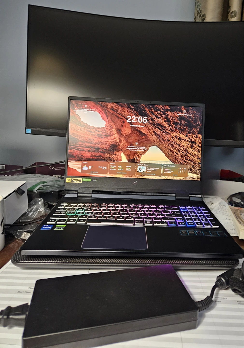 Acer Predator Helios 300 Gaming Laptop - photo 2