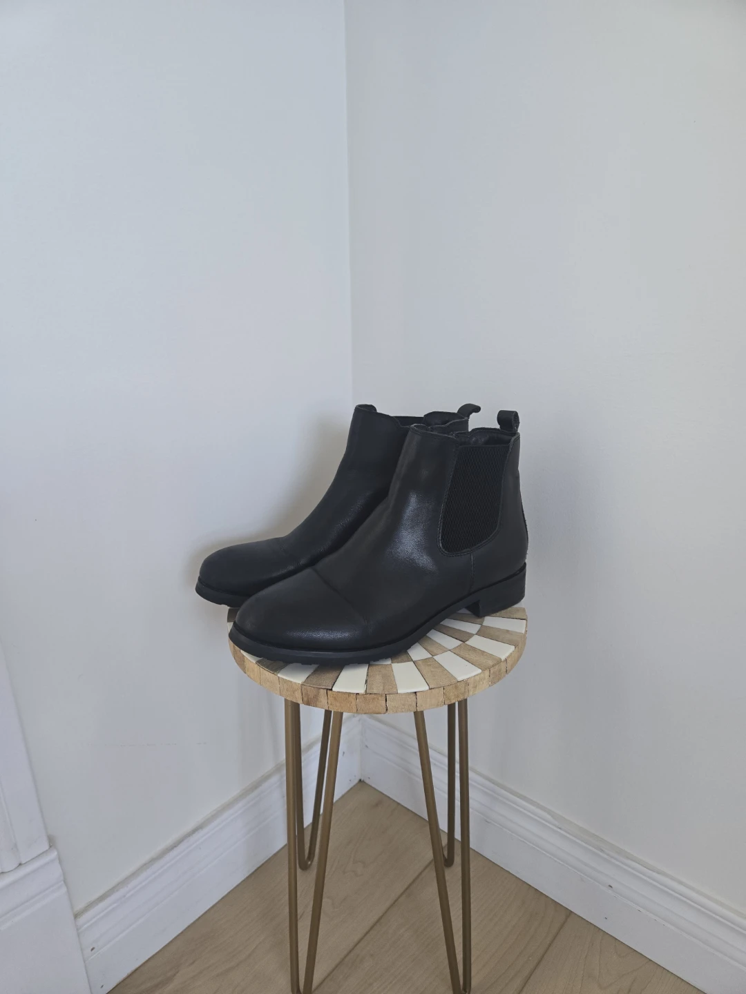 Artica Leather Ankle Boots with Side Zippers