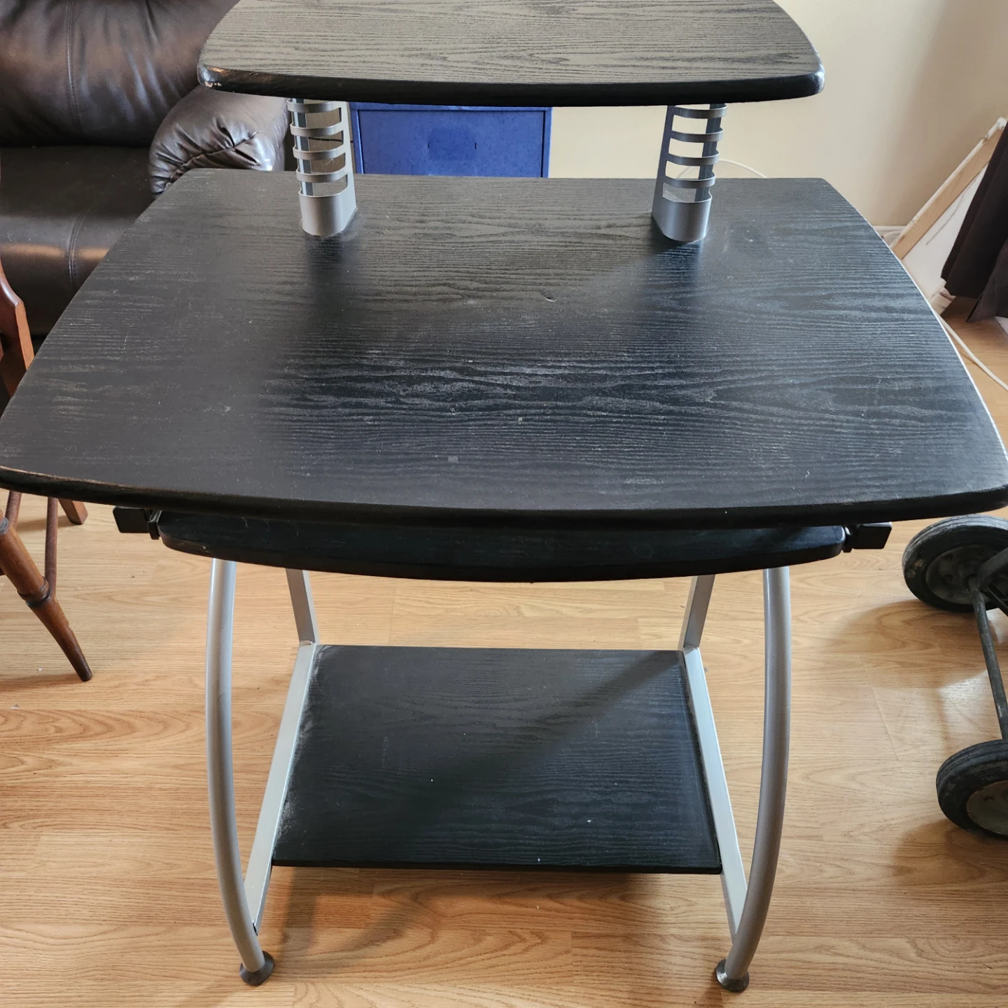Black Two-Tiered Computer Desk - photo 5