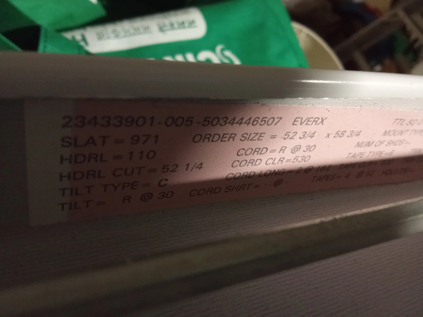 White Horizontal Blinds 52" - photo 2