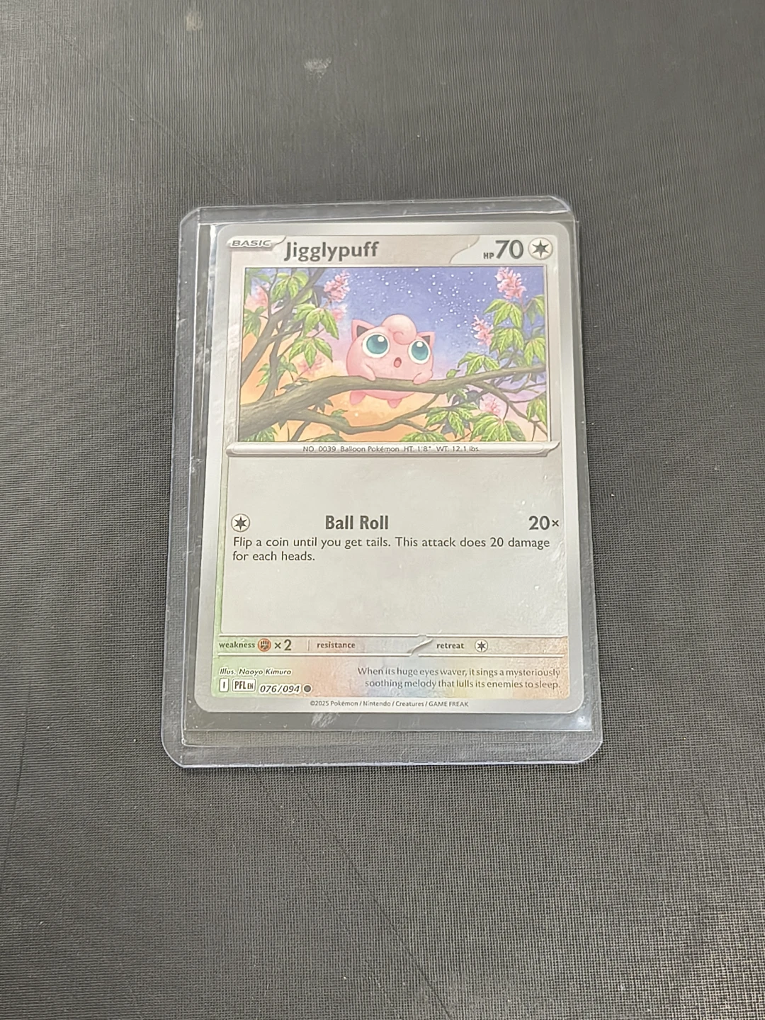 Jigglypuff Basic Pokemon Card REVERSE HOLO