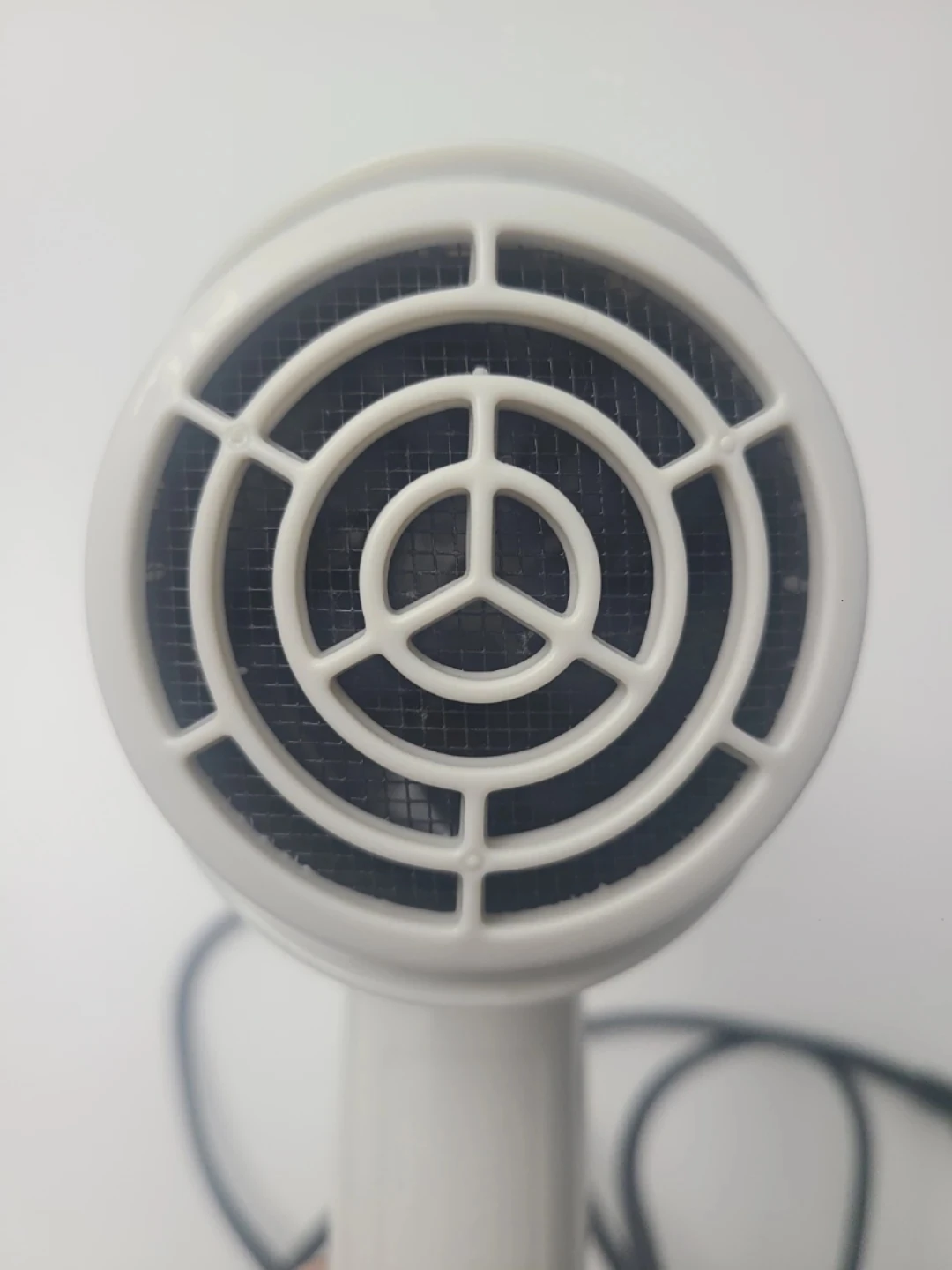 Conair White Compact Hair Dryer - photo 3