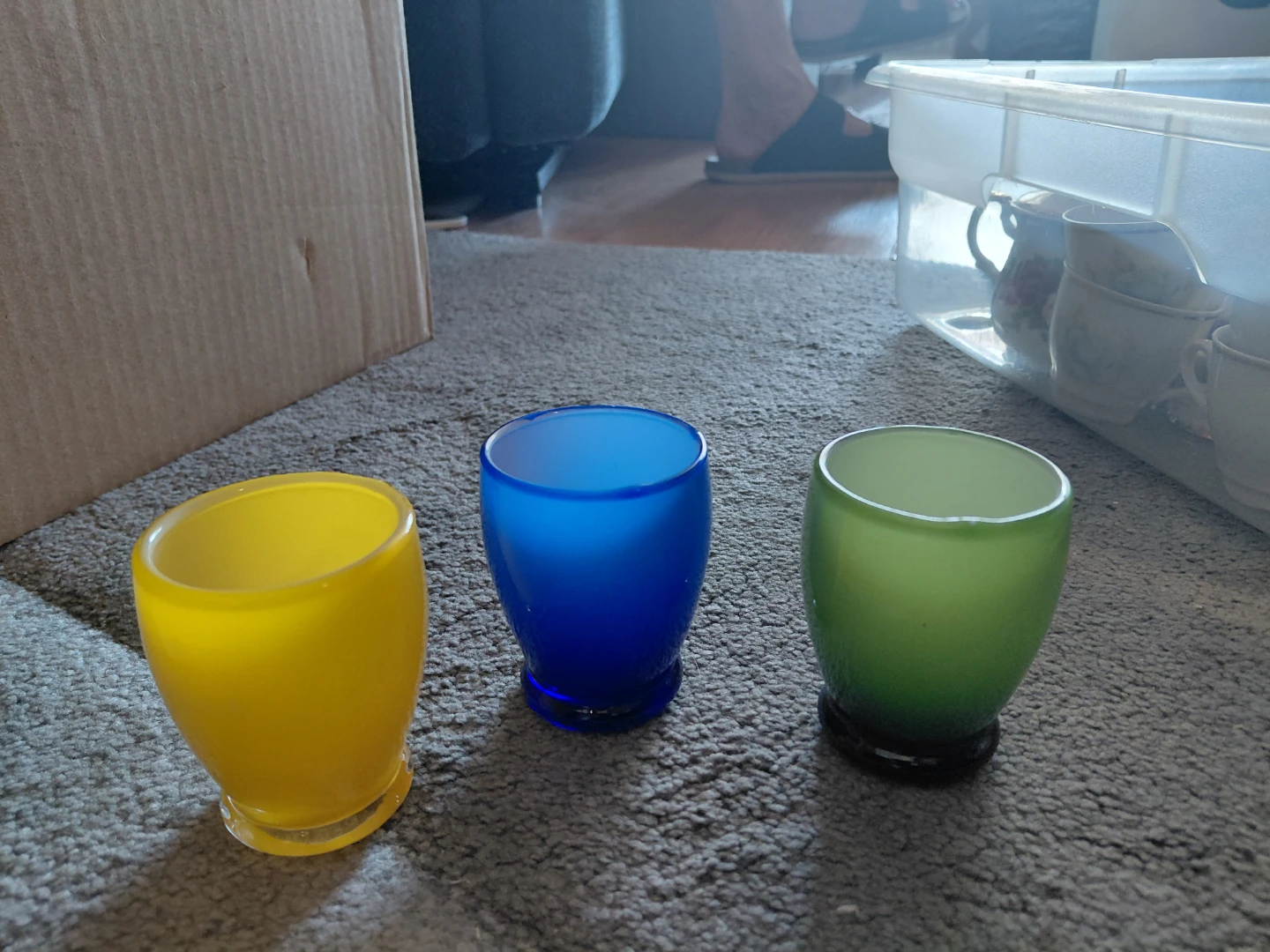 Assorted Coloured liquor glasses - photo 2