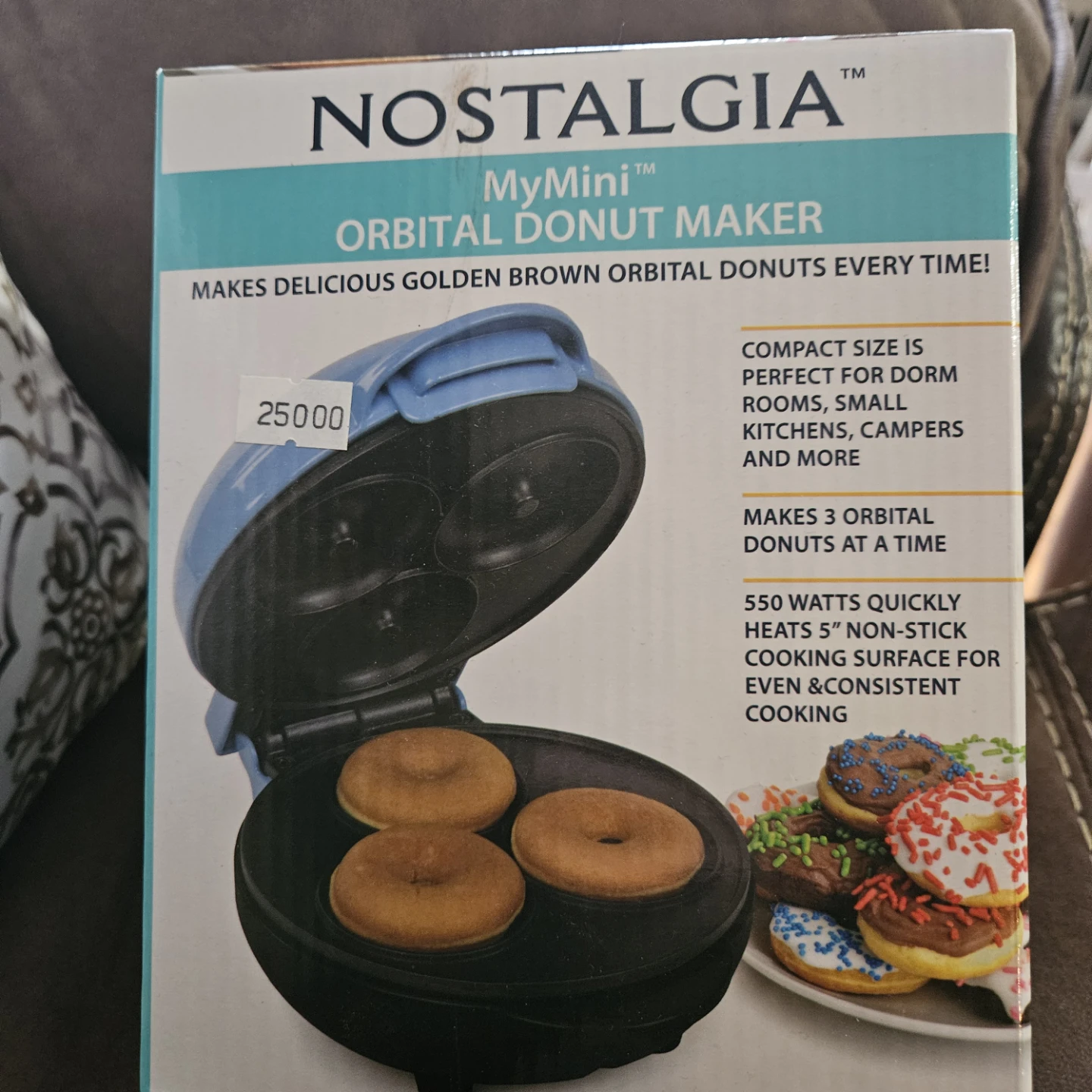 Nostalgia MyMini Orbital Donut Maker