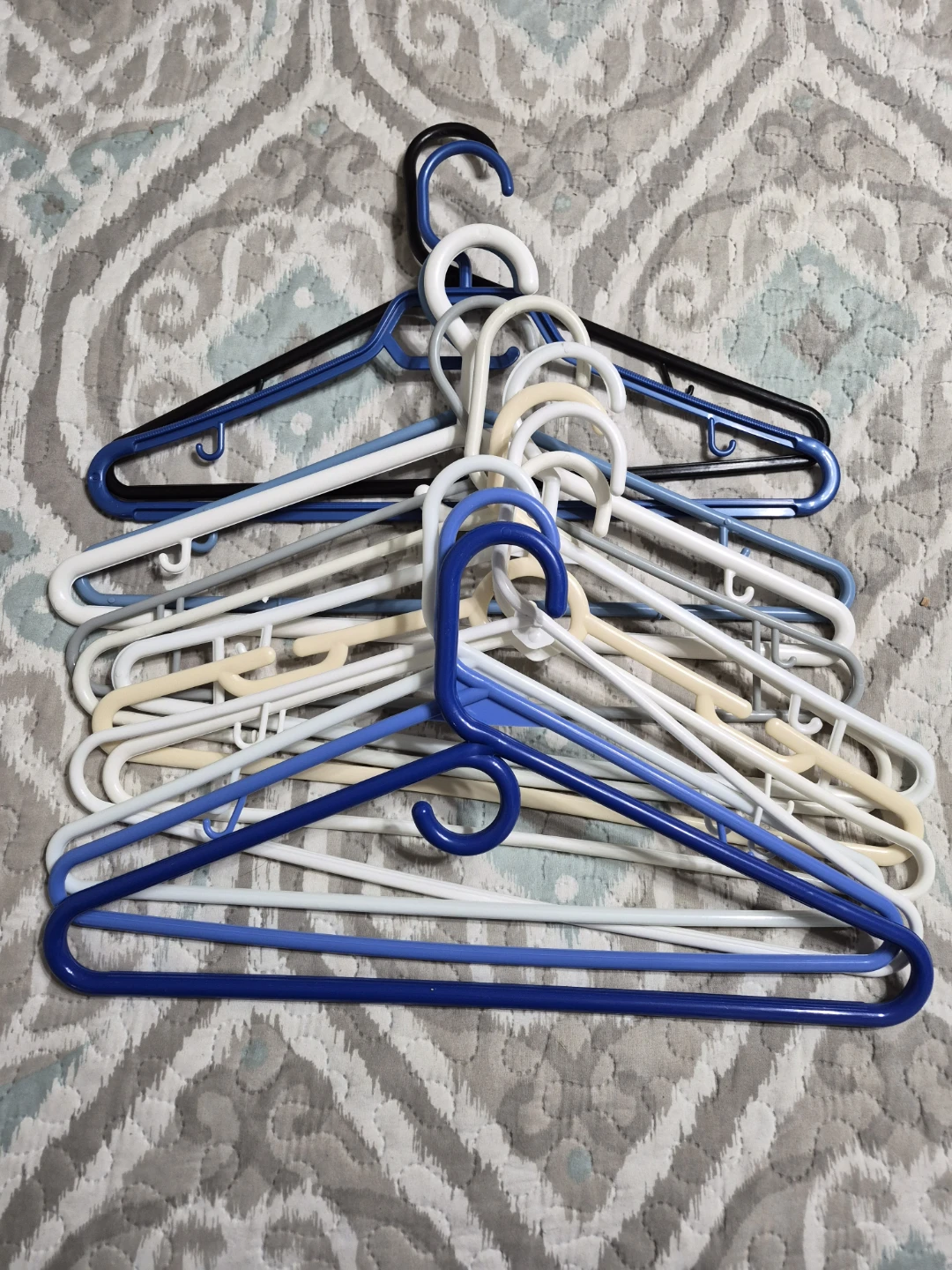 Mix Misc Lot of 13 Standard Size Plastic Hangers - photo 3