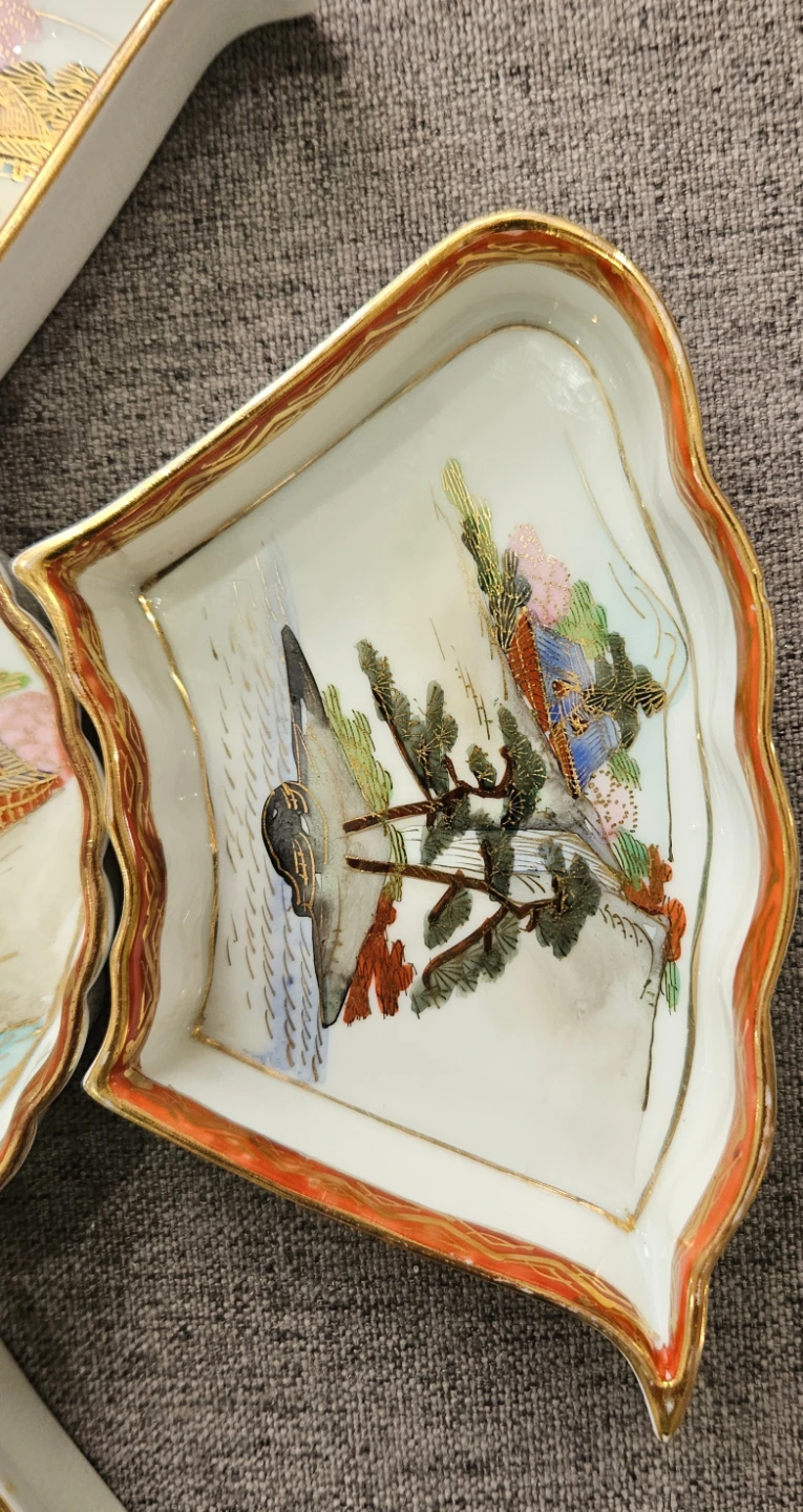 Vintage Japanese Satsuma or Kutani Porcelain Handpainted Set - photo 2