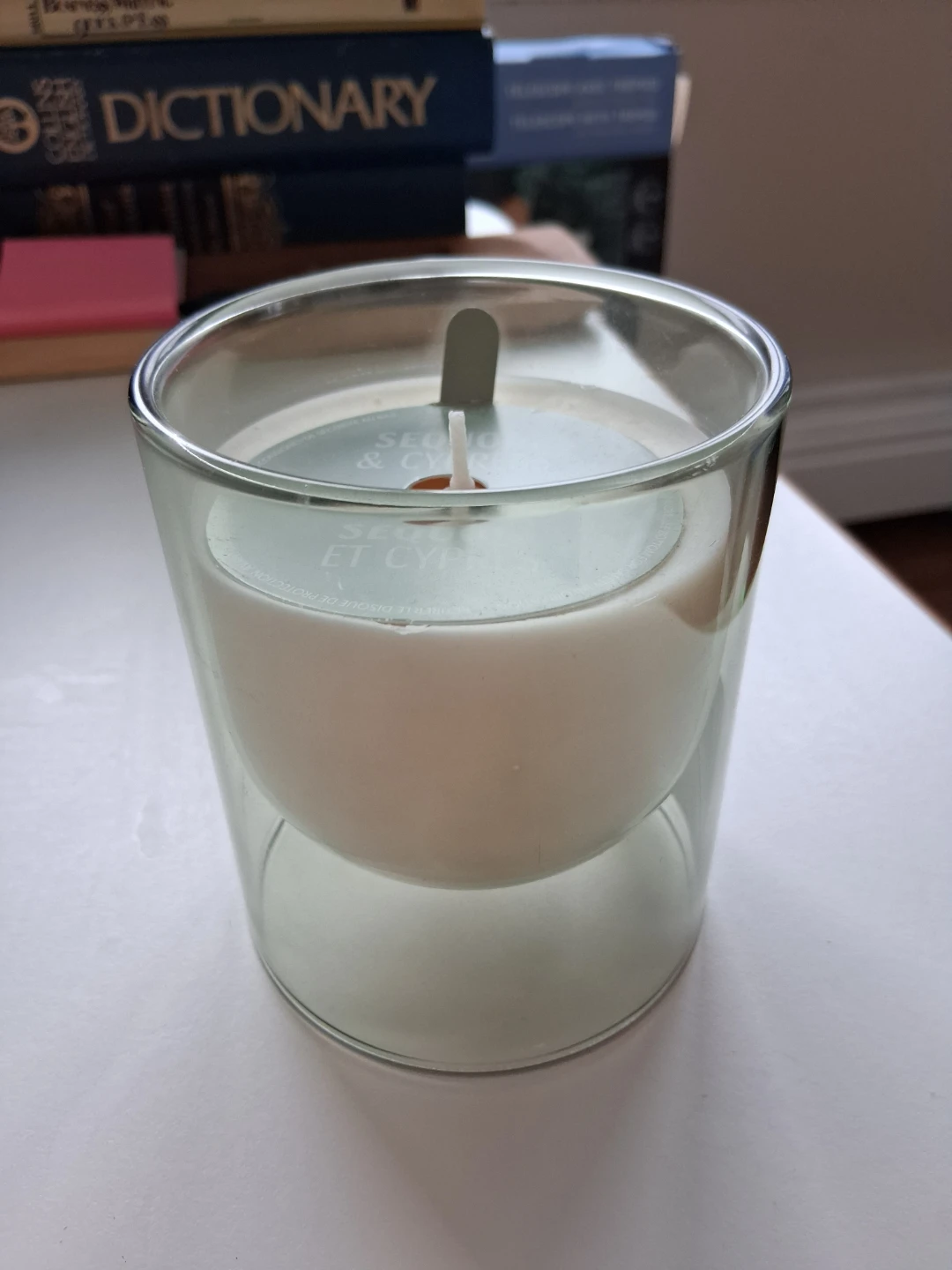 Indigo books Sequoia & Cypress Scented Candle new - photo 3