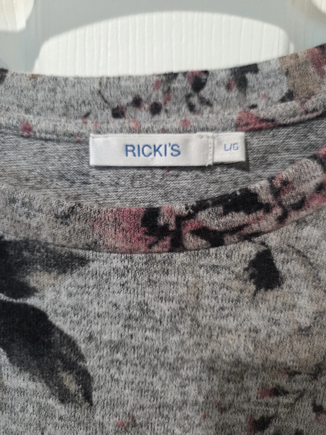 Ricki's Grey Floral Long Sleeve Top - Size L - photo 2