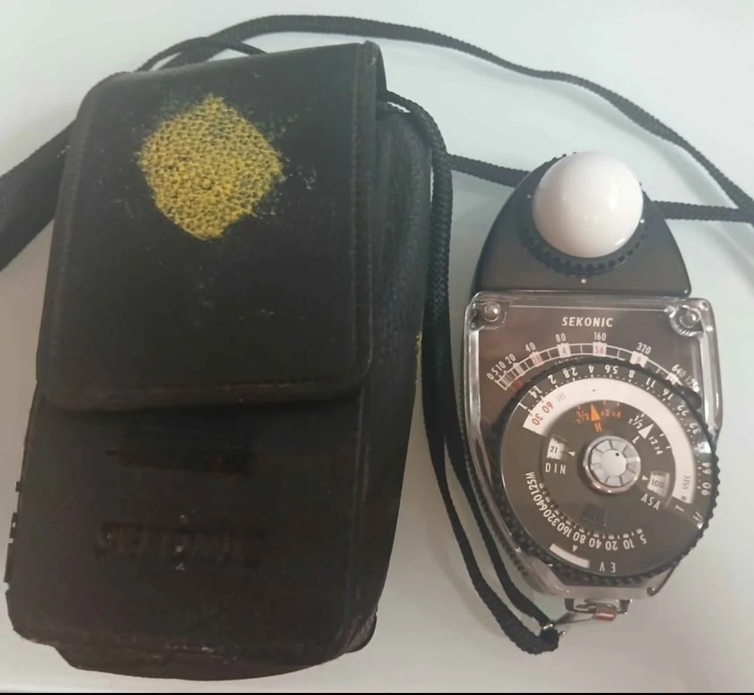 Sekonic Studio Deluxe L-398 Exposure Meter with Case - photo 4
