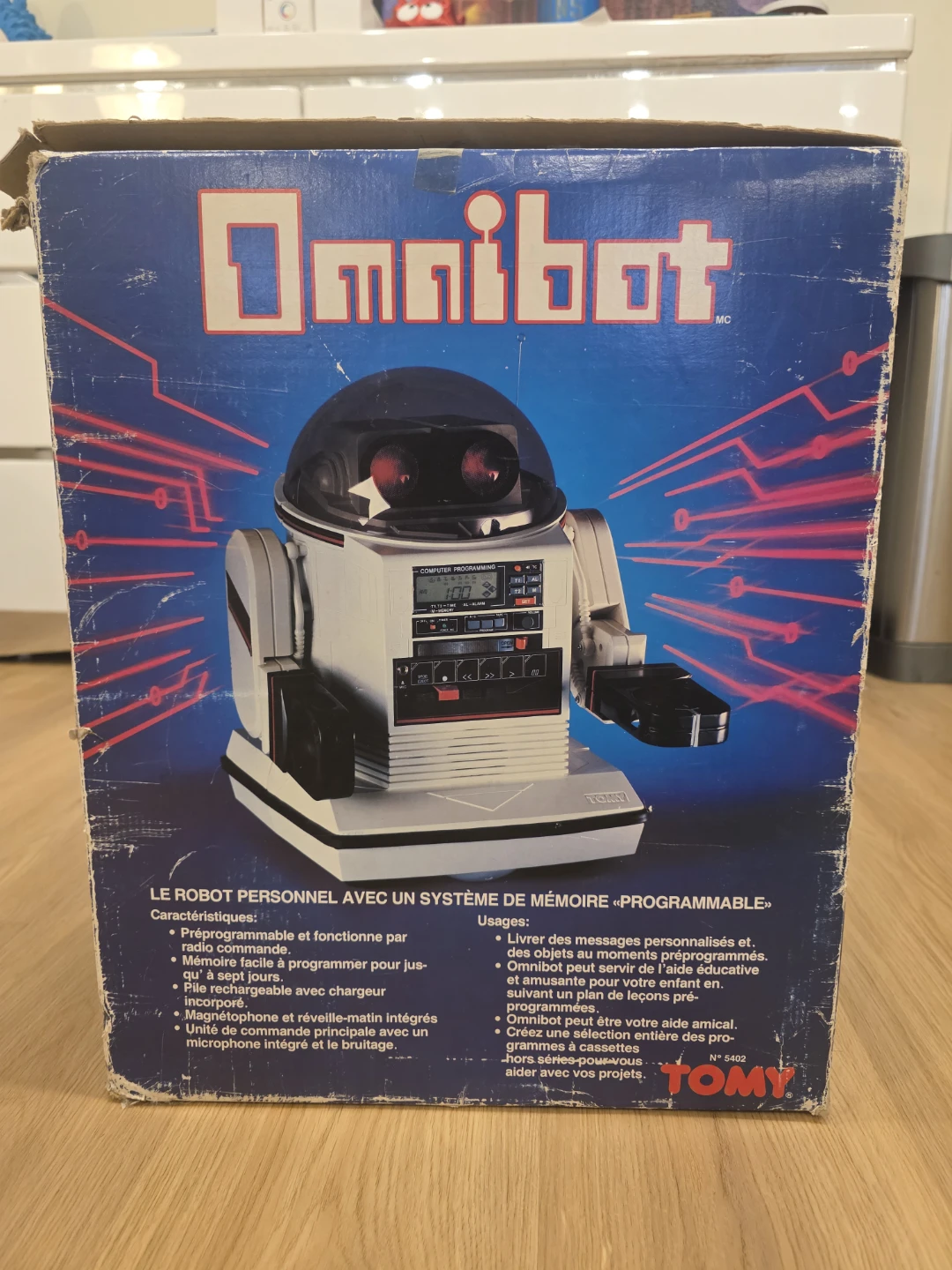 Tomy Omnibot Programmable Robot - photo 3
