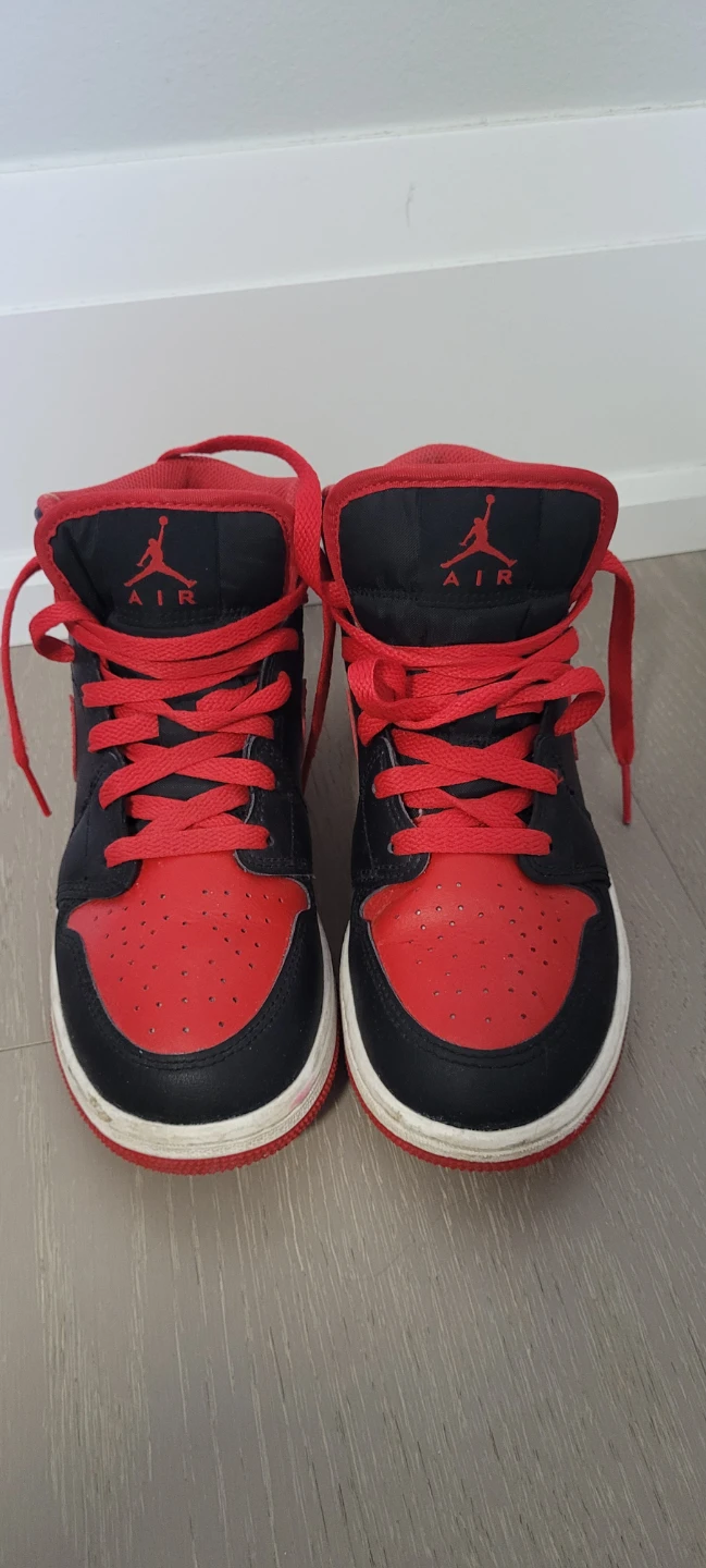Jordan 1 Mid SE (Youth Size 4Y) - Red/Black - photo 3