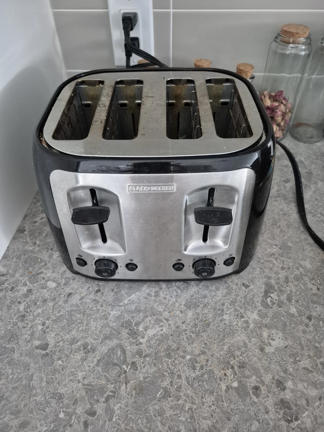 BLACK+DECKER 4-Slice Toaster