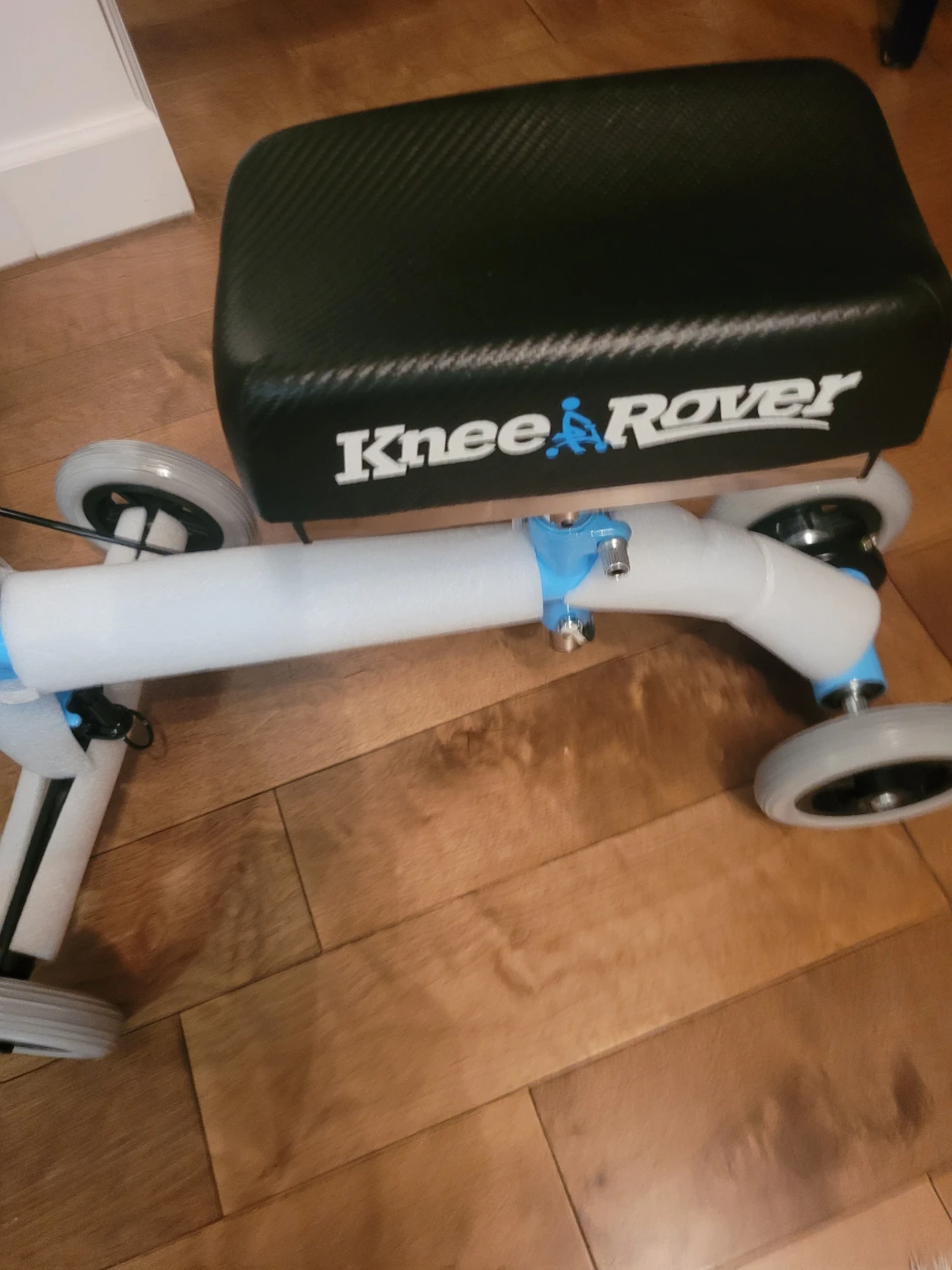 Knee Rover Steerable Knee Scooter Walker