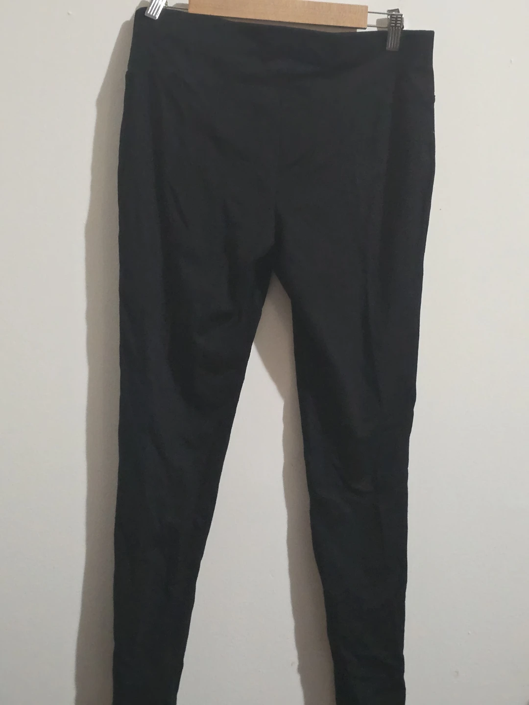 ​NWT I.N.C. International Concepts Black Leggings - Size 10