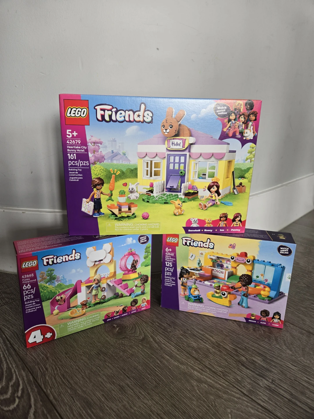3 brand new lego friends