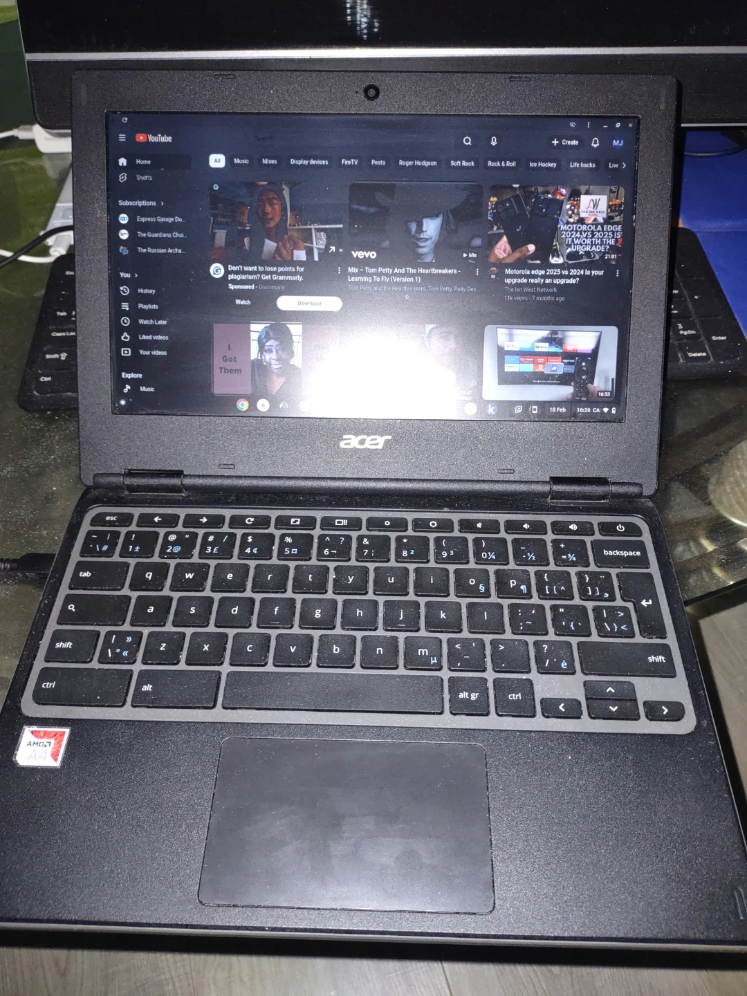Acer Chromebook Laptop - photo 4