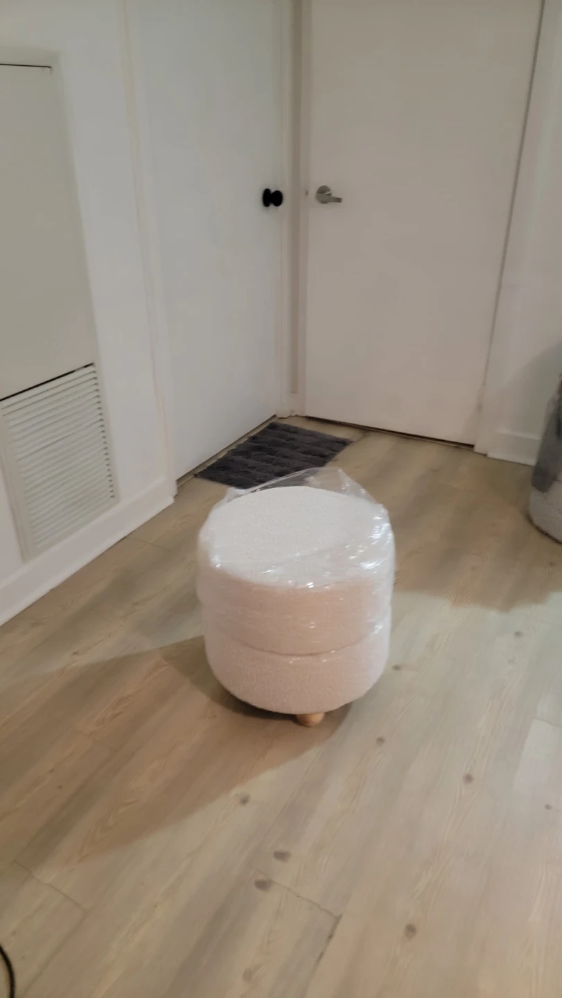 Gret Ottoman. New still wrapped in plastic - photo 3